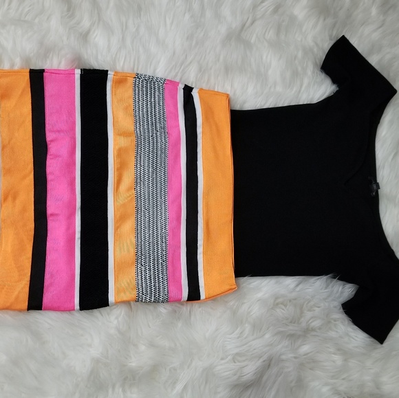 Clothes - Picture 4 of 4